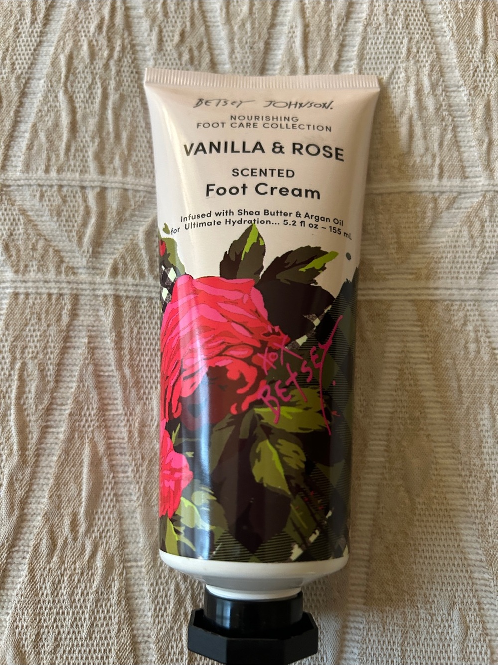 Betsey Johnson Vanilla & Rose Foot Cream — Pink, Green, Black
